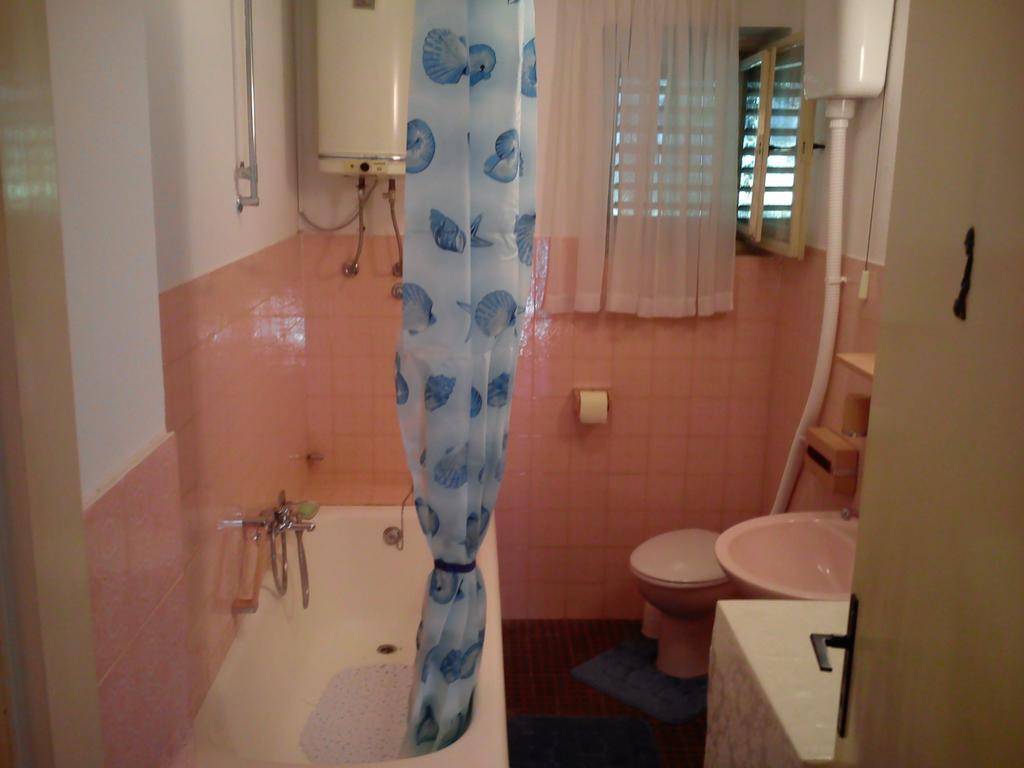 Apartment Tomislav Senj  Habitación foto